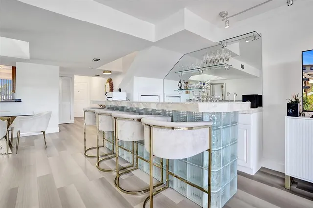 $8,500 | 270 Captains Walk, Unit 310, Delray Beach, FL 33483