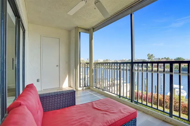 $8,500 | 270 Captains Walk, Unit 310, Delray Beach, FL 33483