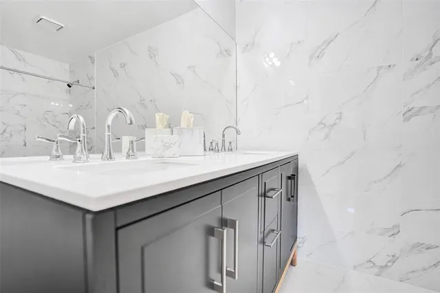 $8,500 | 270 Captains Walk, Unit 310, Delray Beach, FL 33483