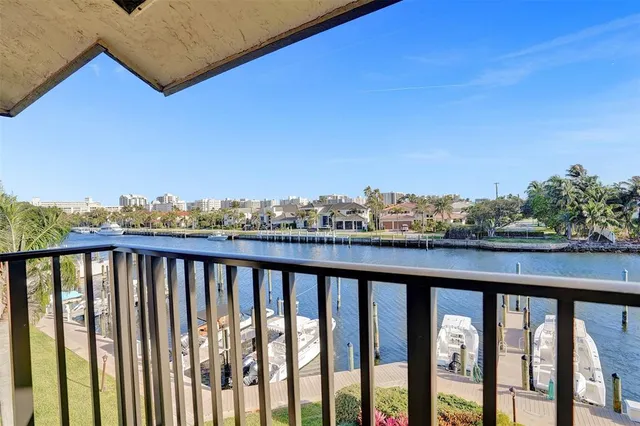 $8,500 | 270 Captains Walk, Unit 310, Delray Beach, FL 33483