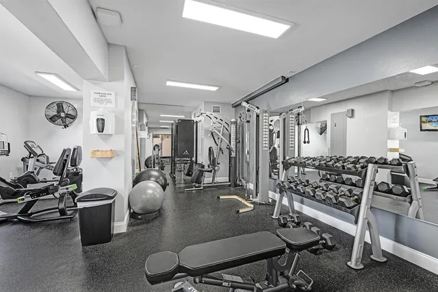 $8,500 | 270 Captains Walk, Unit 310, Delray Beach, FL 33483