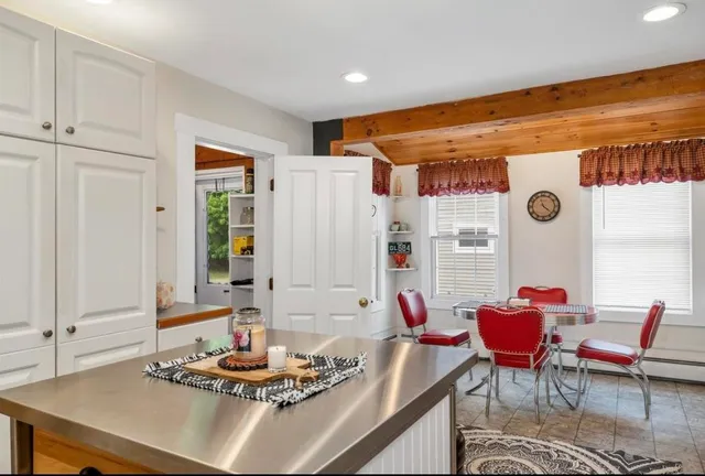 $529,900 | 11 Church Street, Lincoln, NH 03251