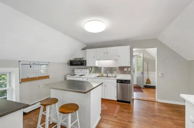 $529,900 | 11 Church Street, Lincoln, NH 03251