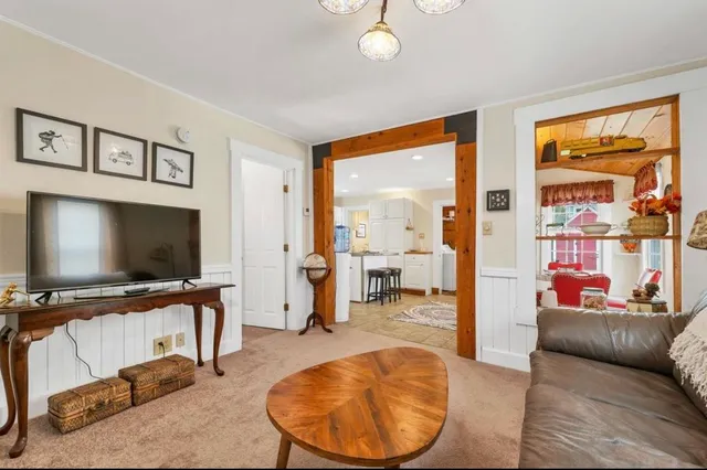 $529,900 | 11 Church Street, Lincoln, NH 03251