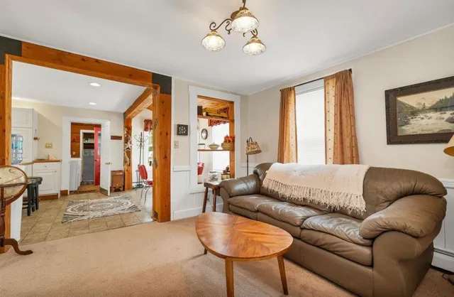 $529,900 | 11 Church Street, Lincoln, NH 03251