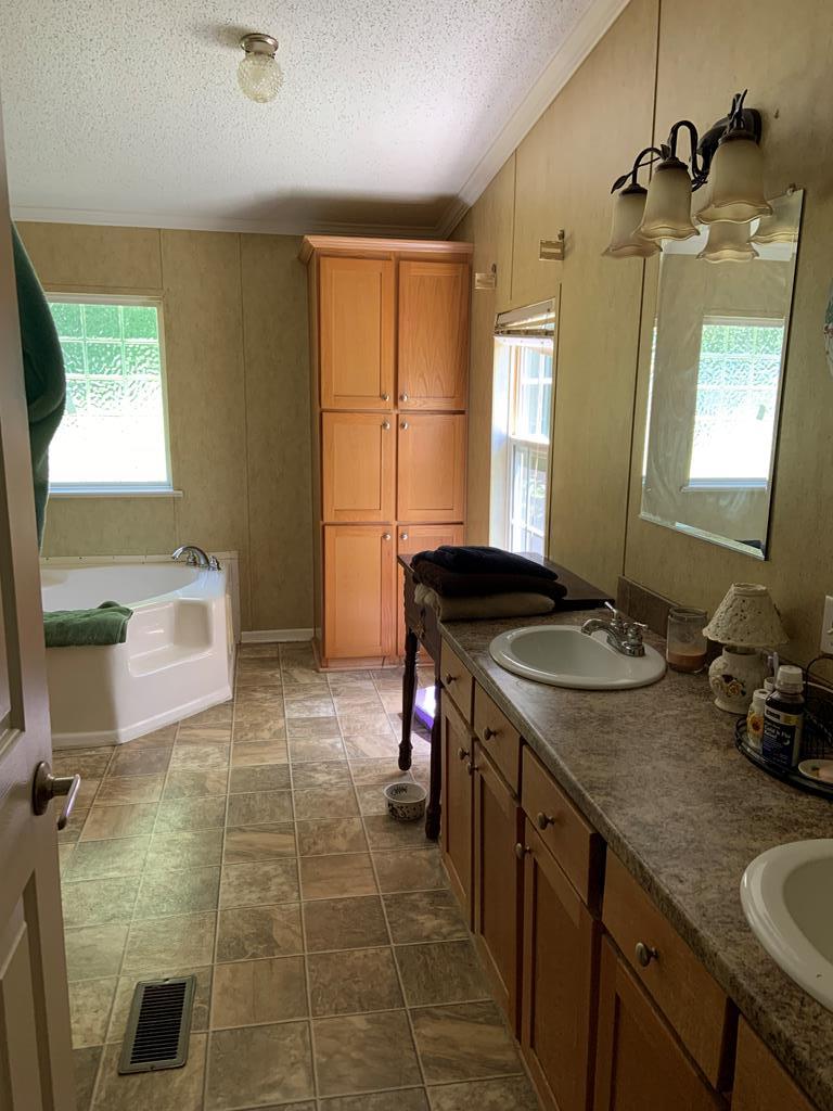 2349 South Fork Road Marion, VA 24354 - Photo 28 of 71 Gallery Image 28