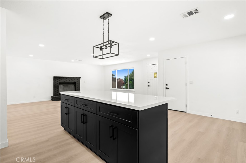 22031 Sauk Road Apple Valley, CA 92308 - Photo 5 of 45
