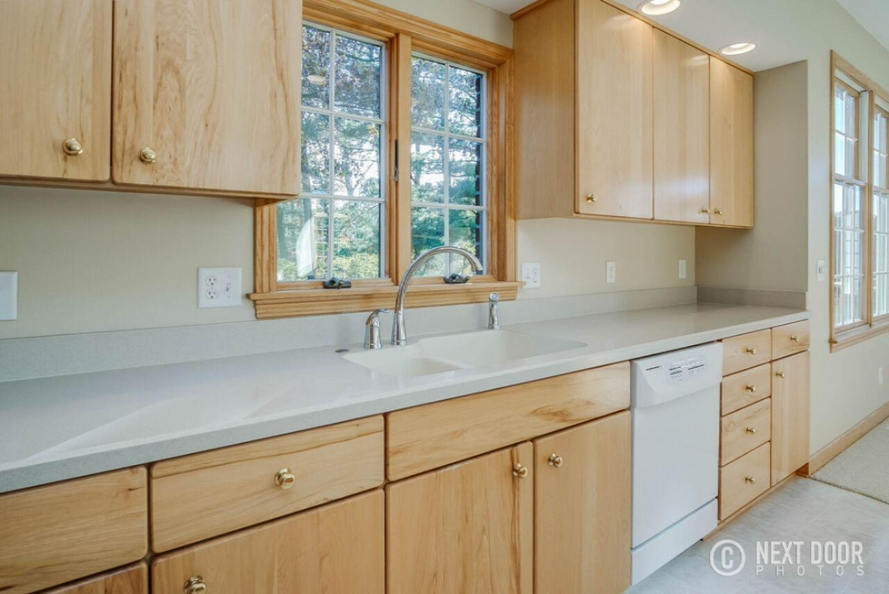 4501 Whitehall Road Muskegon, MI 49445 - Photo 12 of 39 whitehall kitchen 2