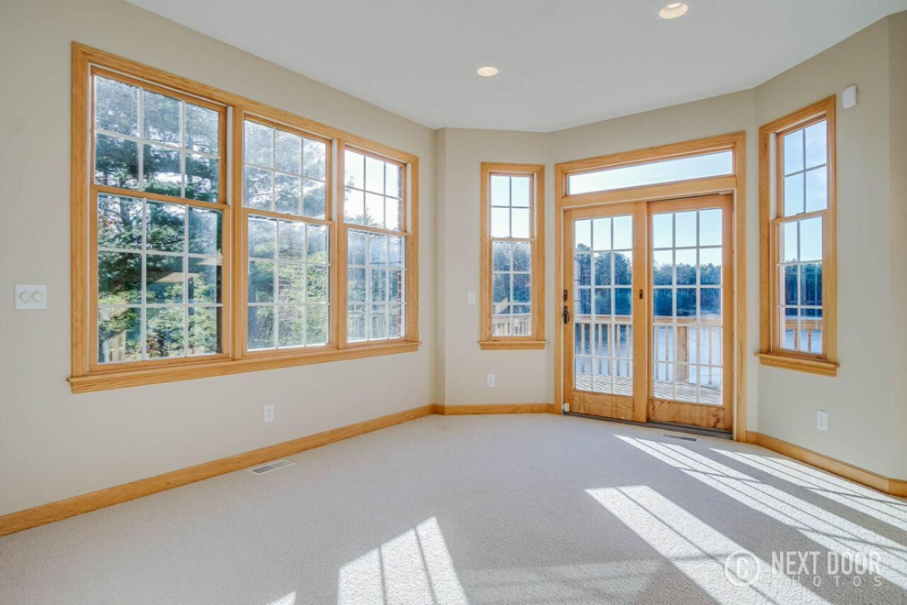 4501 Whitehall Road Muskegon, MI 49445 - Photo 15 of 39 whitehall dining room