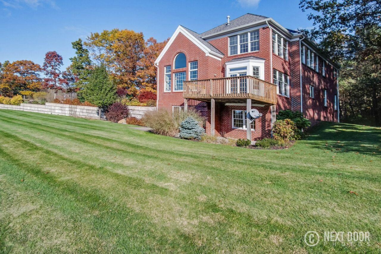 4501 Whitehall Road Muskegon, MI 49445 - Photo 36 of 39 whitehall back 1