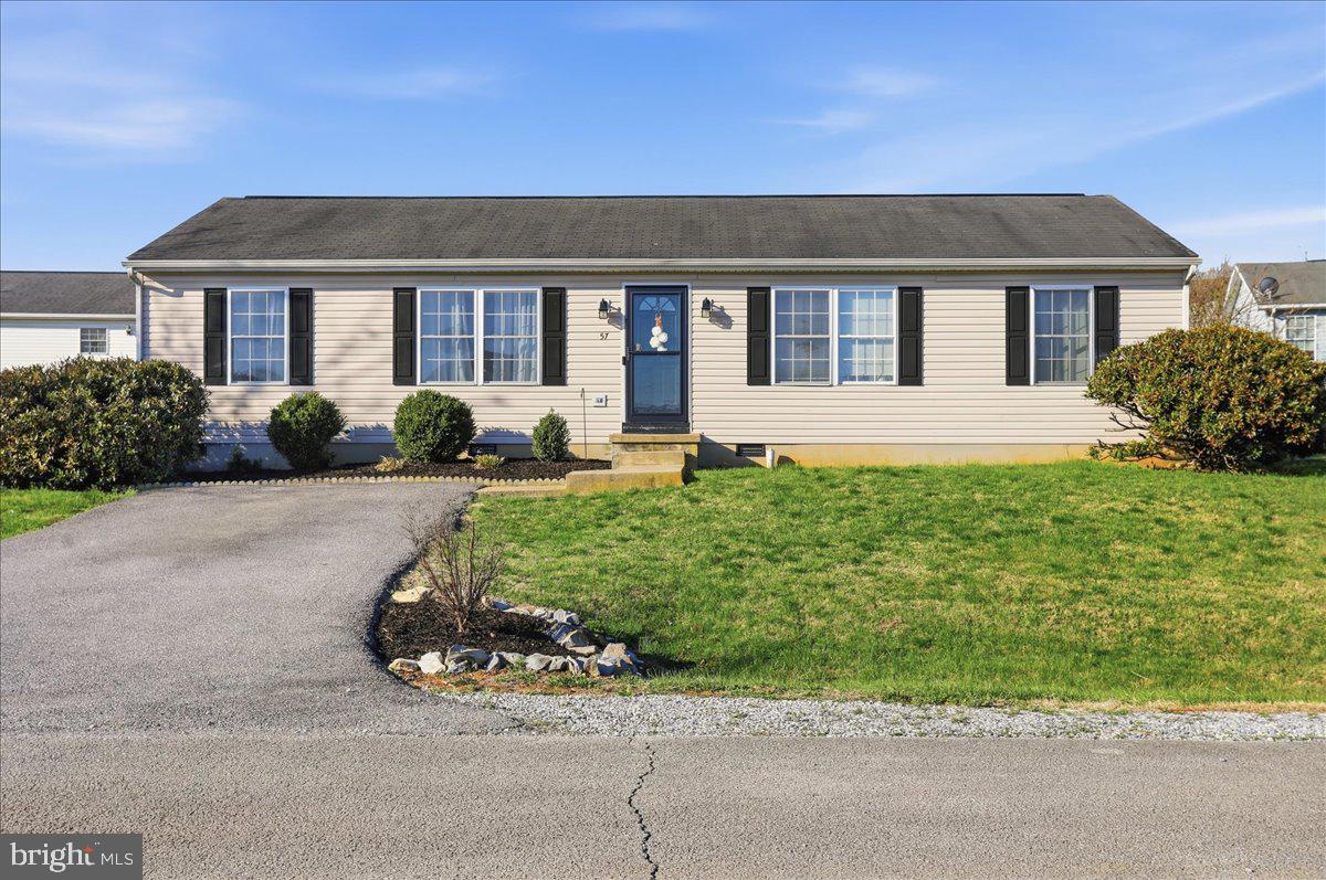 57 Stiles Way Ranson, WV 25438 - Photo 1 of 25