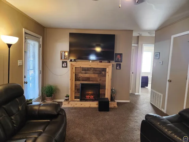 $125,000 | 3505 Southeast Girard Street, Topeka, KS 66605