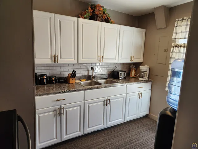 $125,000 | 3505 Southeast Girard Street, Topeka, KS 66605