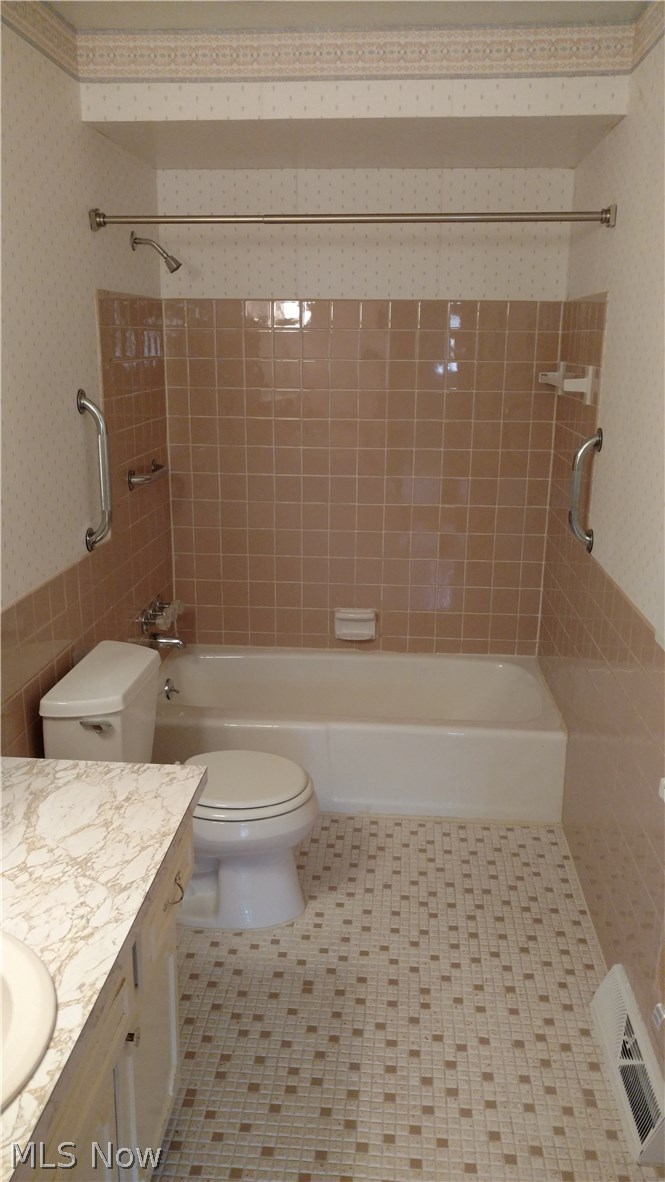 13675 Newton Road Cleveland, OH 44130 - Photo 15 of 27 Gallery Image 15