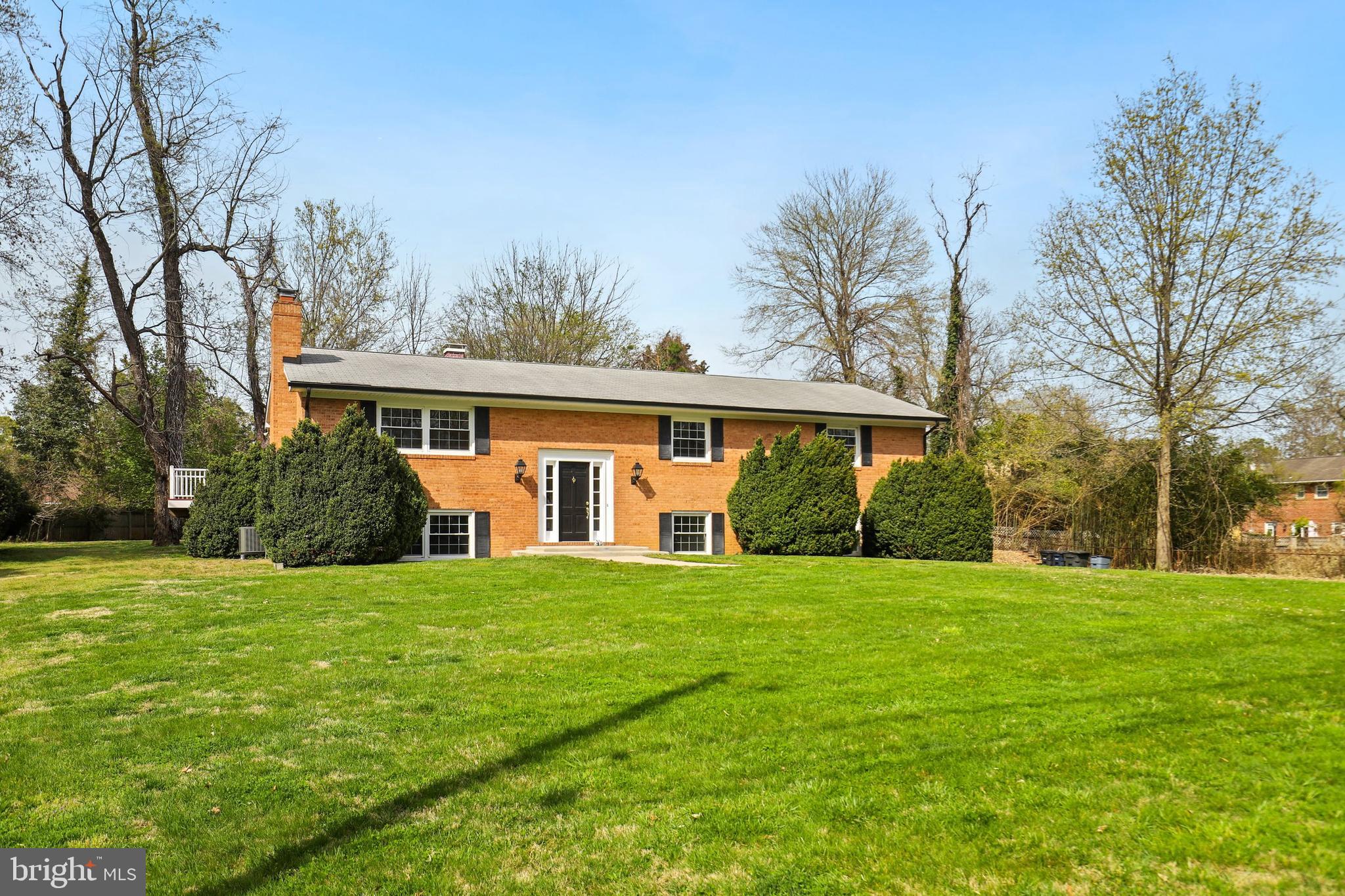 9918 Indian Queen Point Road Fort Washington, MD 20744 - Photo 3 of 64 Gallery Image 3