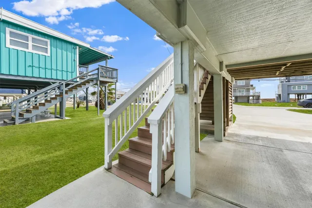 a view of lobby with a garage