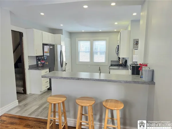 $125,900 | 122 Weeks Street, Jamestown, NY 14701