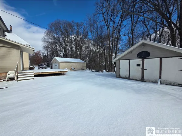 $125,900 | 122 Weeks Street, Jamestown, NY 14701