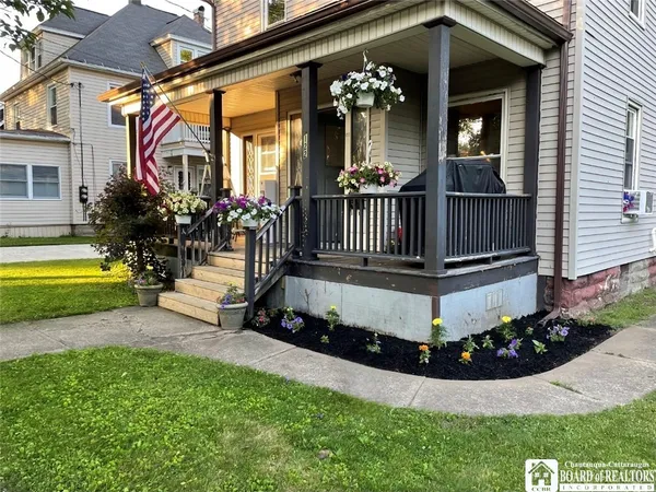 $125,900 | 122 Weeks Street, Jamestown, NY 14701