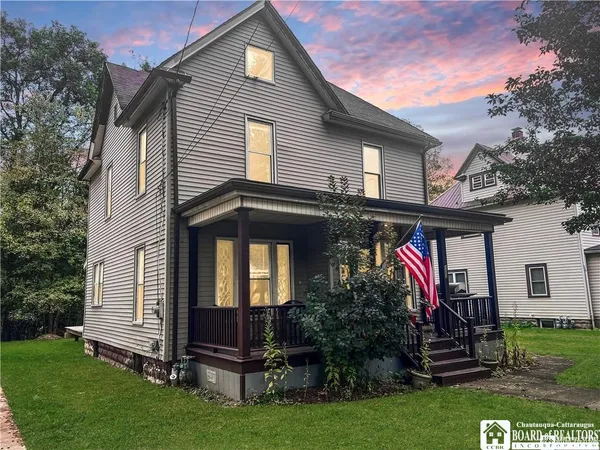 $125,900 | 122 Weeks Street, Jamestown, NY 14701