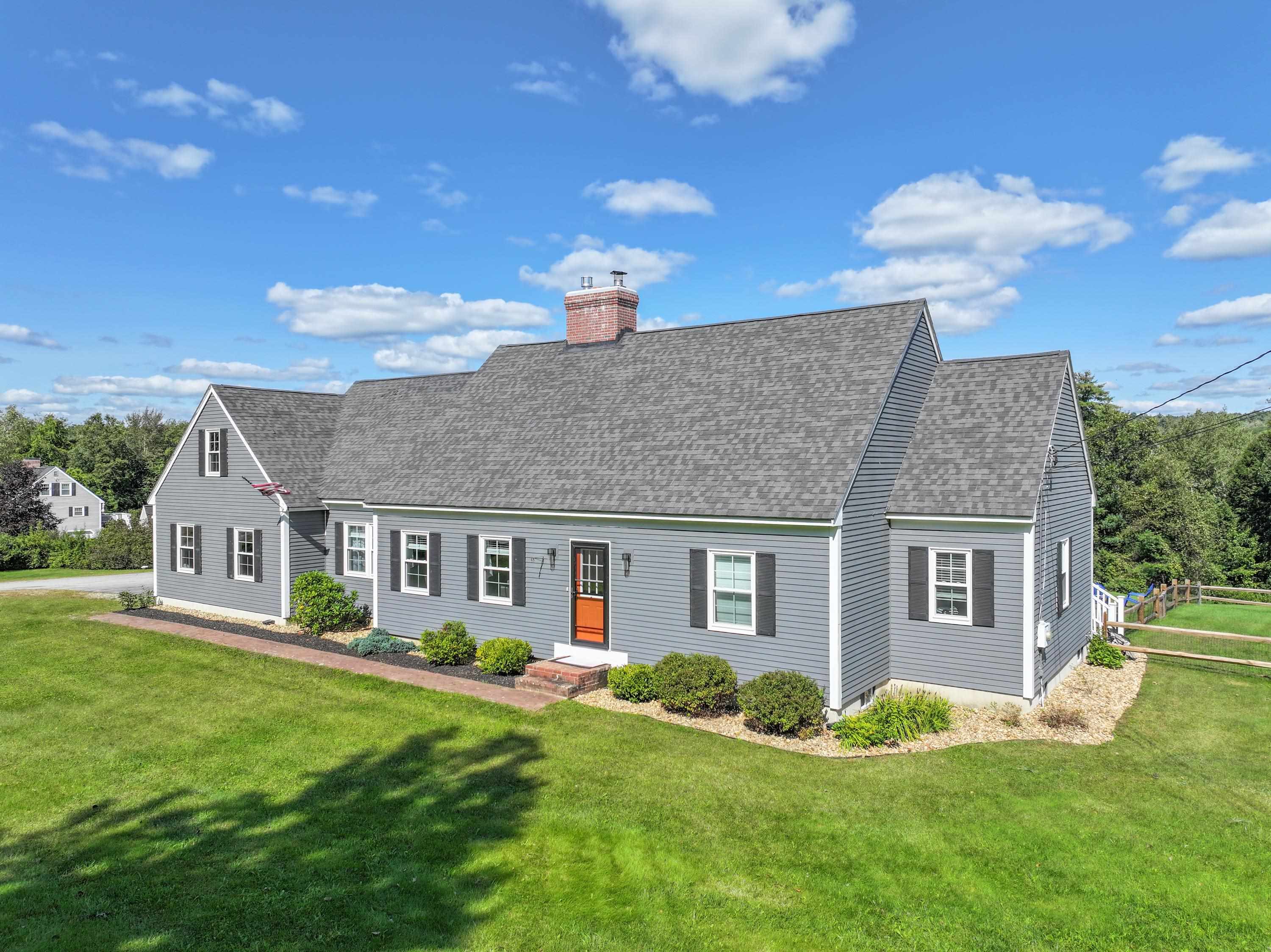 224 Twist Hill Road Dunbarton, NH 03046 - Photo 1 of 37