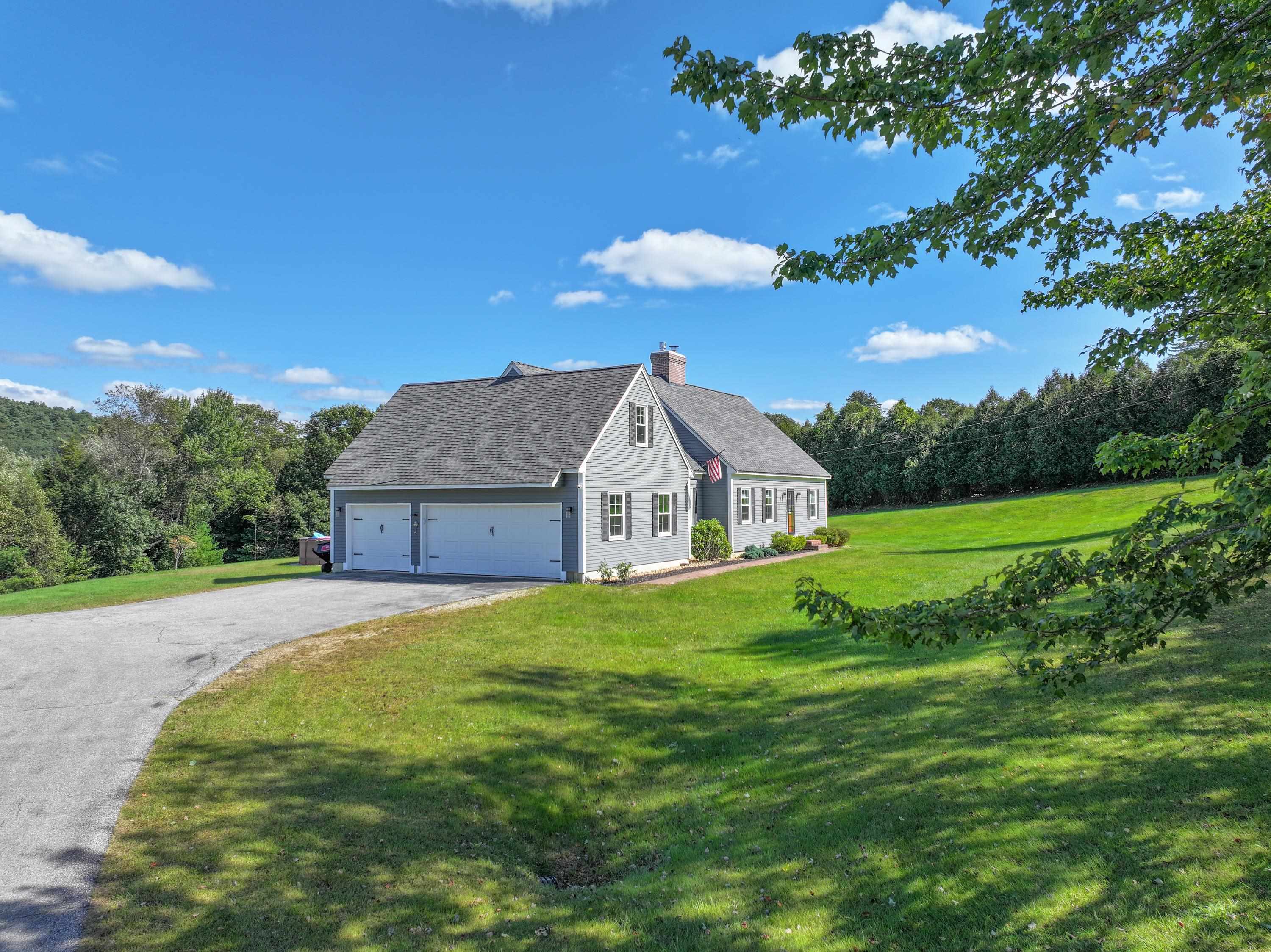 224 Twist Hill Road Dunbarton, NH 03046 - Photo 13 of 37