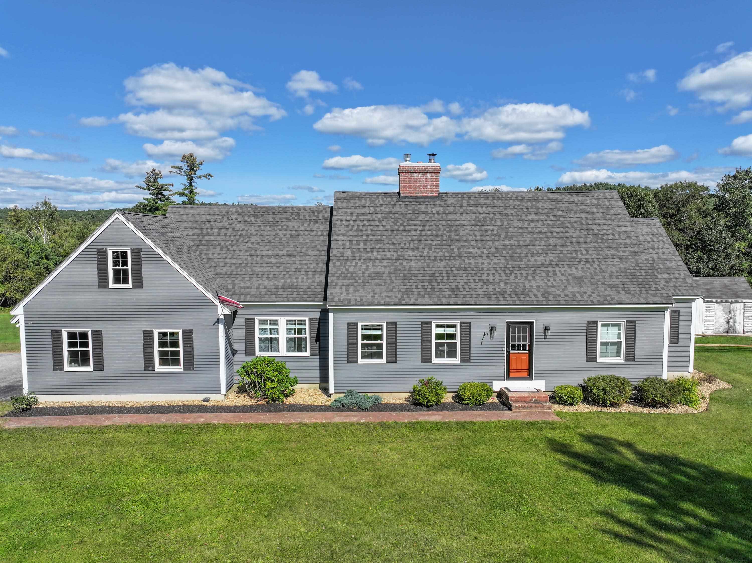 224 Twist Hill Road Dunbarton, NH 03046 - Photo 2 of 37