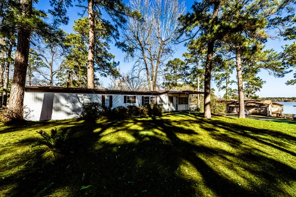 $75,000 | 191 Willow Bend, Onalaska, TX 77360