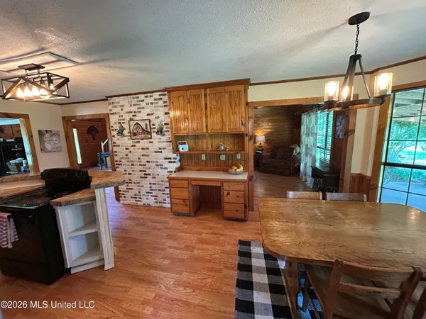 $377,500 | 86 Kennedy Road, Tylertown, MS 39667