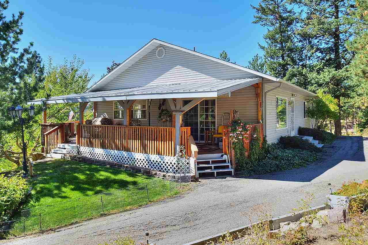 40075 Sunset Bay Road Loon Lake, WA 99148 - Photo 2 of 20 Gallery Image 2