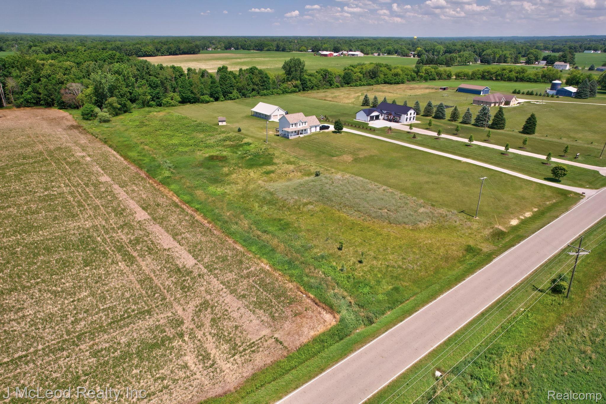5160 Barnes Road Millington, MI 48746 - Photo 19 of 20 19-web-or-mls-5160 Barnes VL Millington -19.jpg