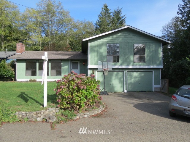 2112 Northeast Ivy Road Bremerton, WA 98310 - Photo 1 of 19 Gallery Image 1