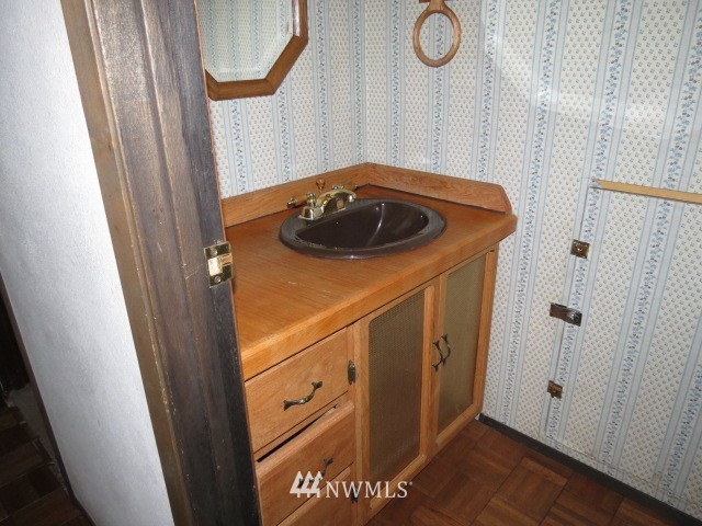 2112 Northeast Ivy Road Bremerton, WA 98310 - Photo 15 of 19 Gallery Image 15