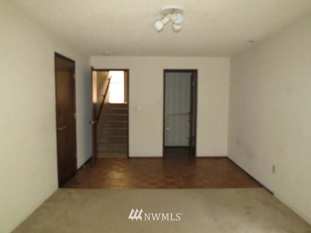 2112 Northeast Ivy Road Bremerton, WA 98310 - Photo 16 of 19 Gallery Image 16