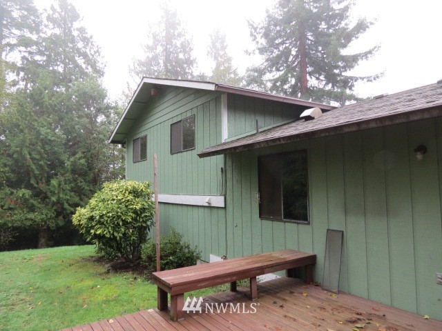 2112 Northeast Ivy Road Bremerton, WA 98310 - Photo 3 of 19 Gallery Image 3