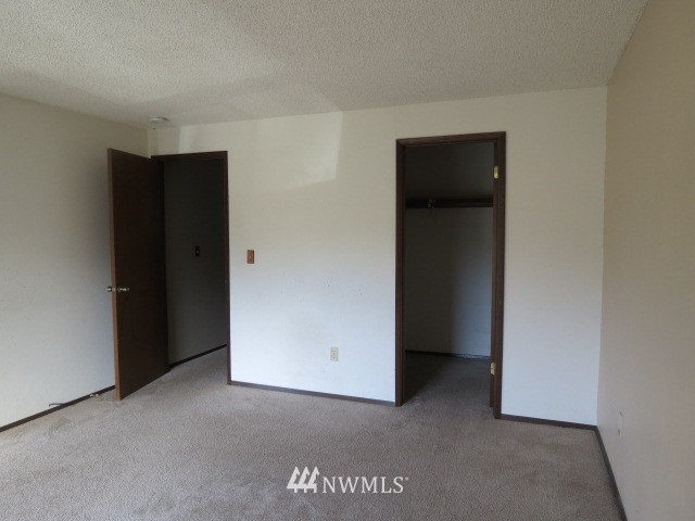 2112 Northeast Ivy Road Bremerton, WA 98310 - Photo 10 of 19 Gallery Image 10