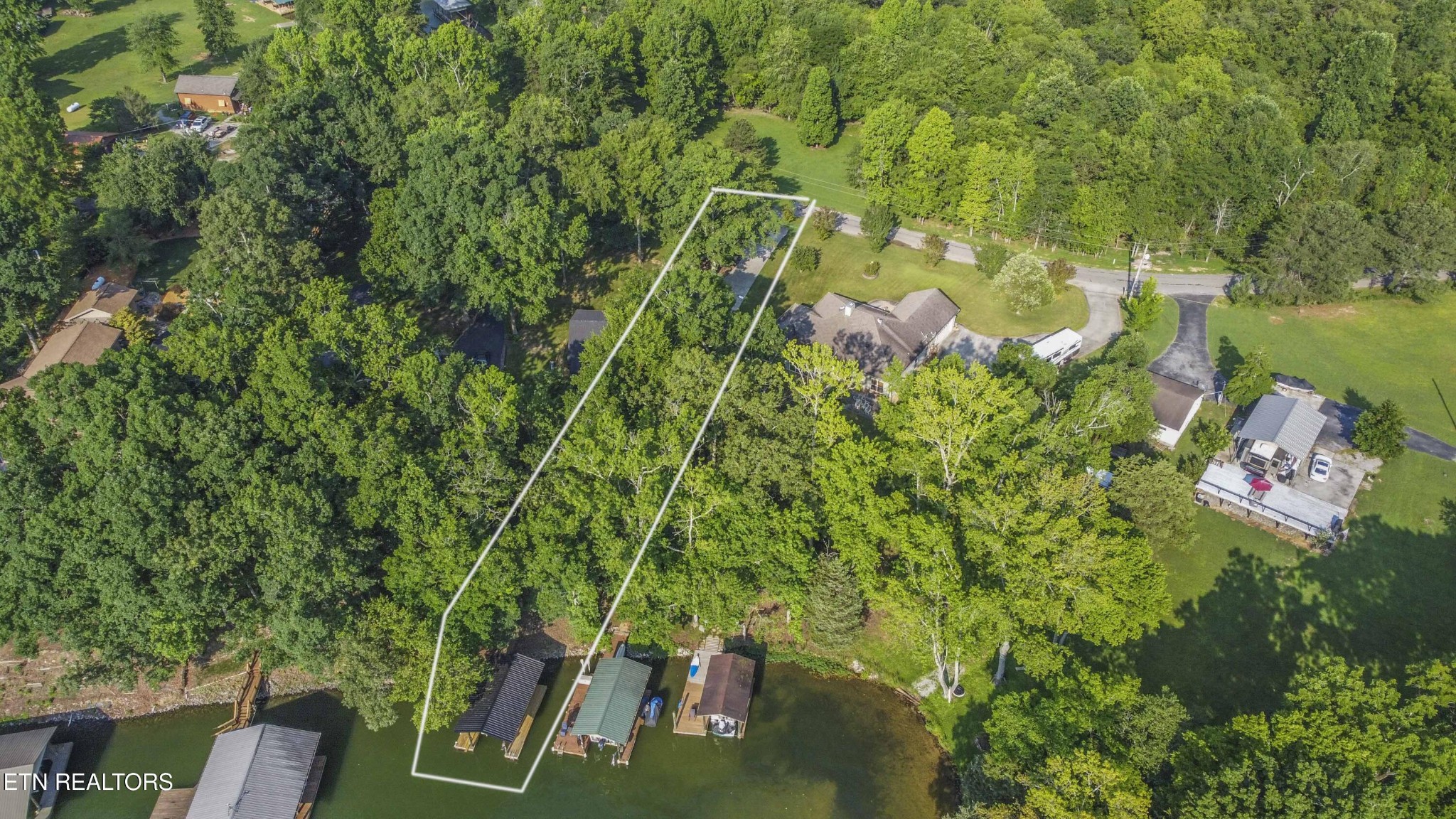 241 Goose Point Spring City, TN 37381 - Photo 33 of 36 Gallery Image 33