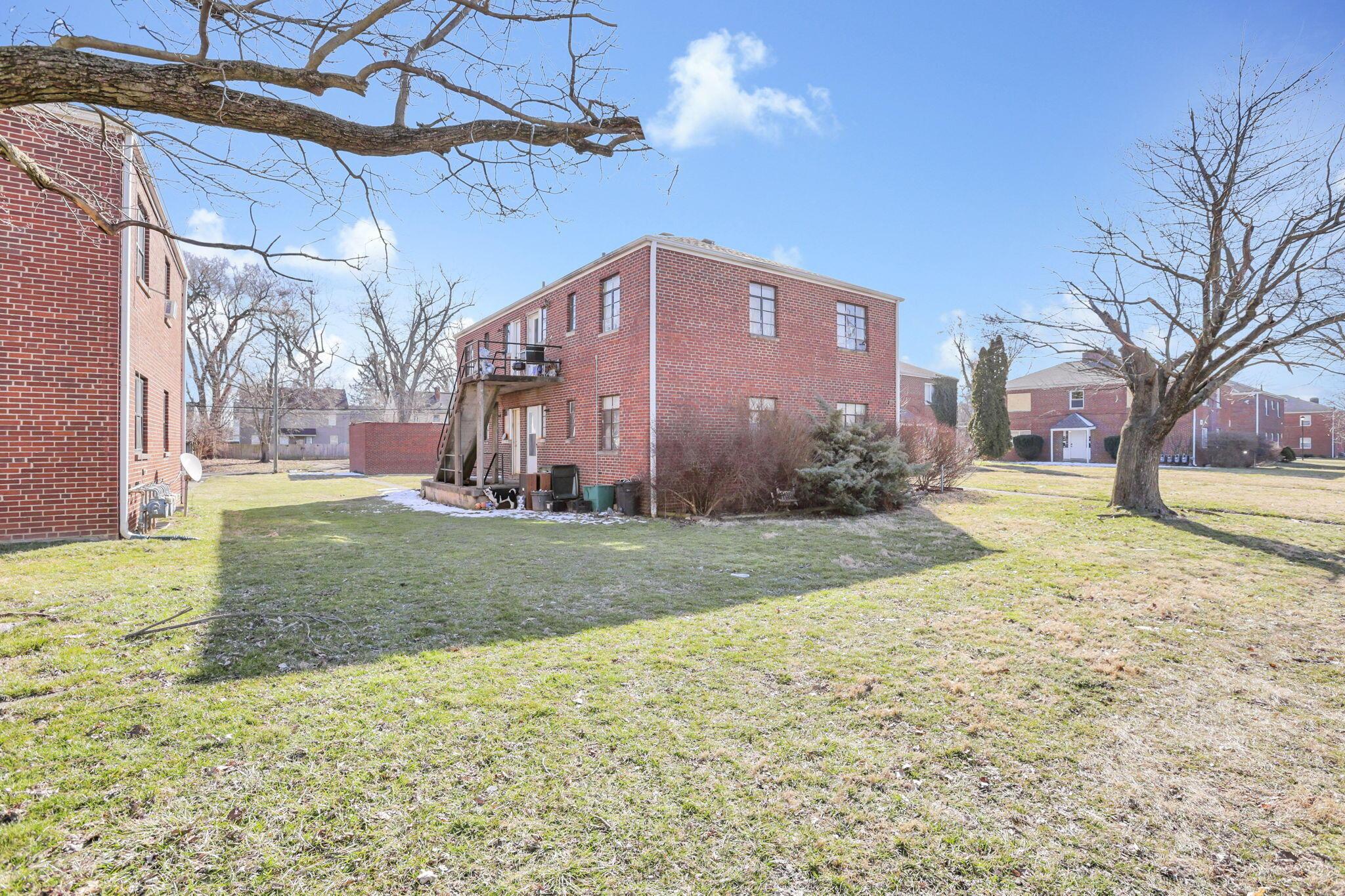 112 North Hampton Road Columbus, OH 43213 - Photo 36 of 39 64-web-or-mls-011A1007