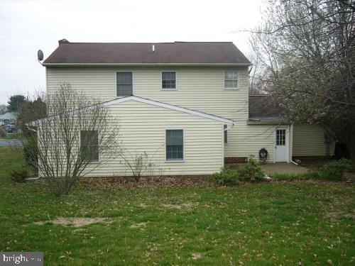 401 Parkwynne Road Lancaster, PA 17601 - Photo 2 of 8 Gallery Image 2