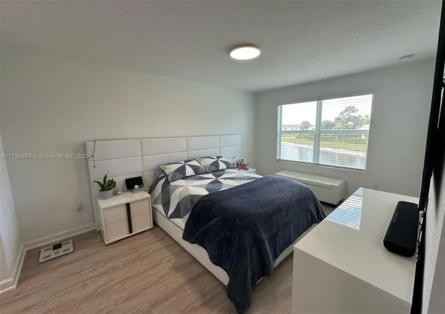 $3,400 | 4151 Lagoon Shore Drive, Unit 4151, Lake Worth, FL 33467