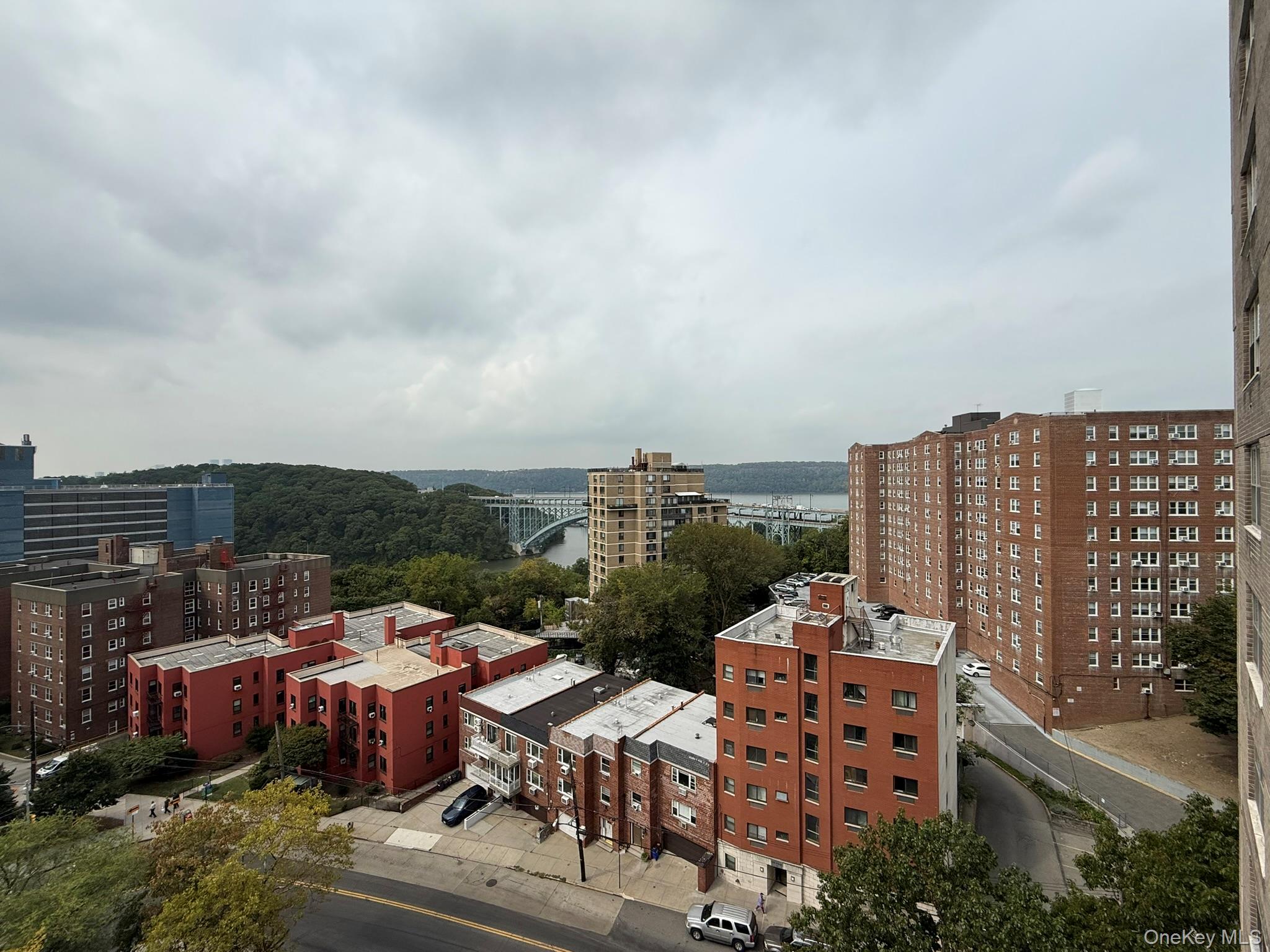 555 Kappock Street, Unit 11P Bronx, NY 10463 - Photo 9 of 15 a view of a city