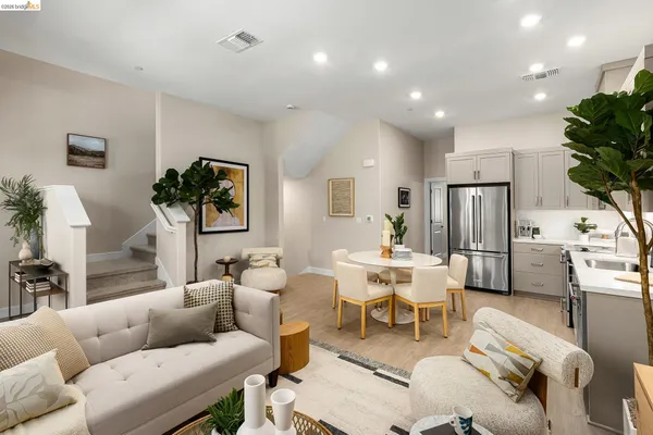 $808,000 | 28958 Parkwood Lane, Unit 68, Hayward, CA 94544