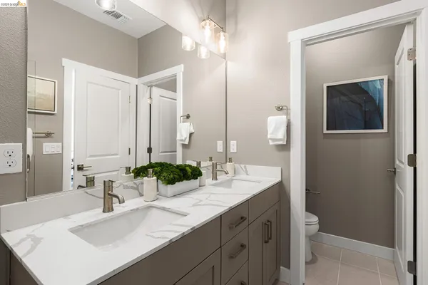 $808,000 | 28958 Parkwood Lane, Unit 68, Hayward, CA 94544