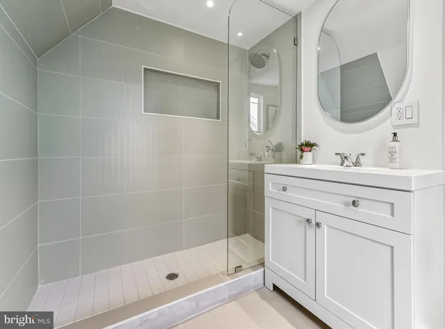 $499,900 | 522 Dwight Avenue, Collingswood, NJ 08107