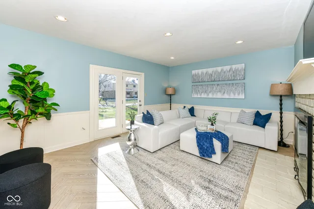 $379,000 | 6441 Hythe Road, Indianapolis, IN 46220