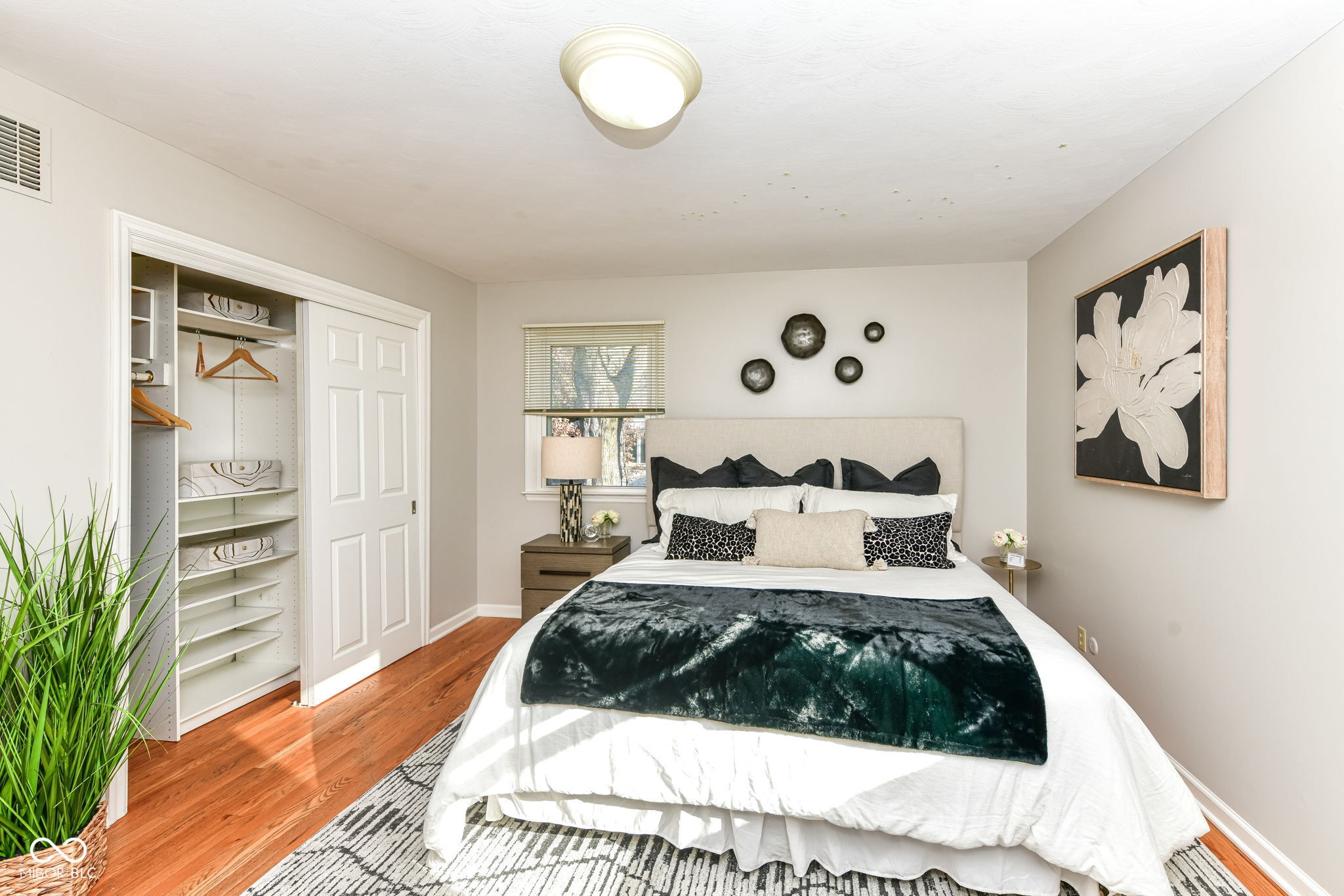 6441 Hythe Road Indianapolis, IN 46220 - Photo 18 of 41