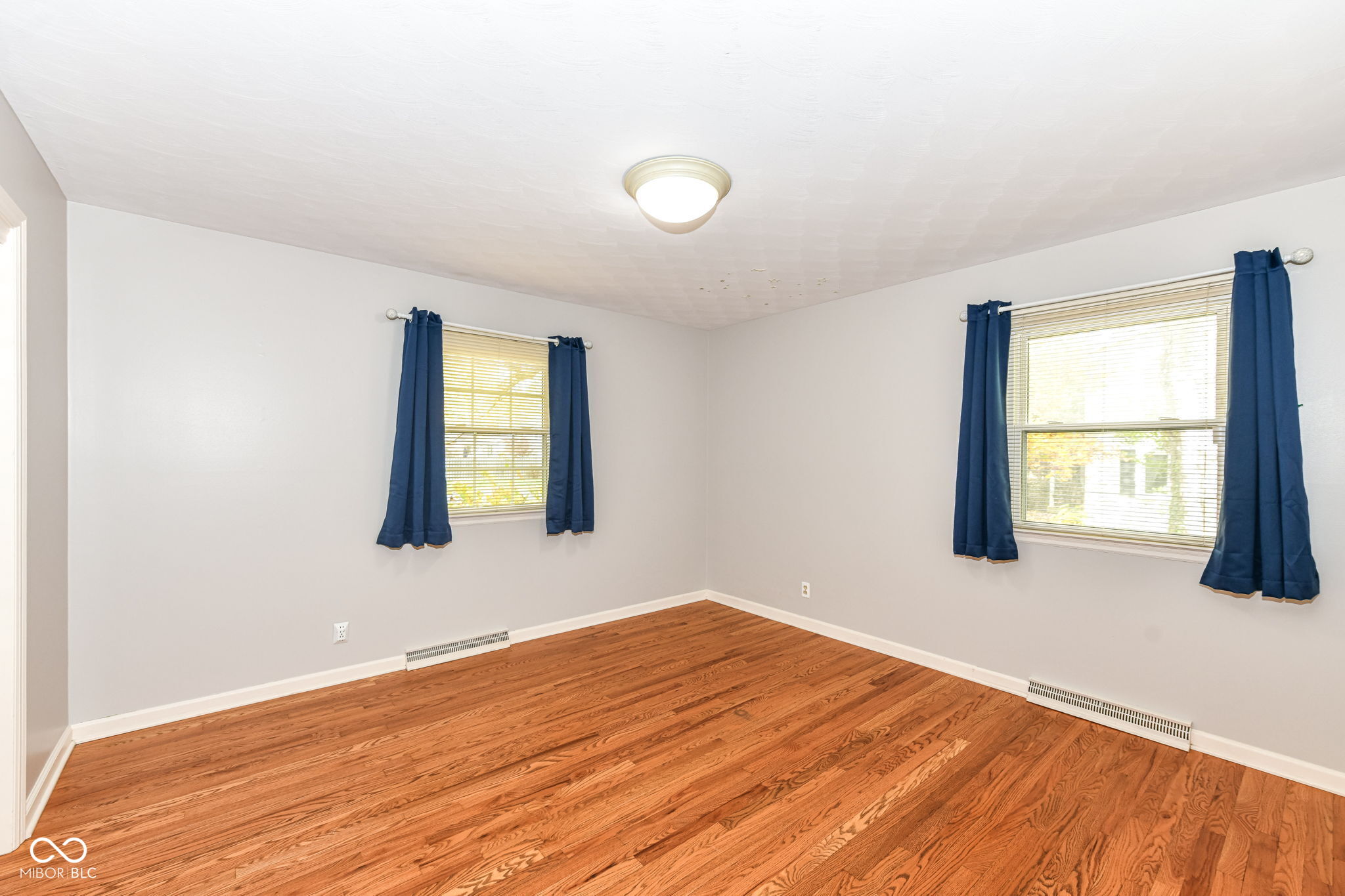 6441 Hythe Road Indianapolis, IN 46220 - Photo 24 of 41