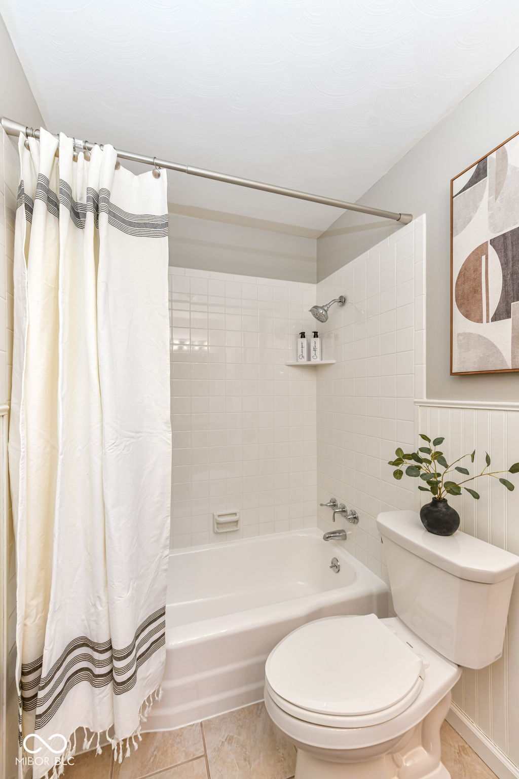 6441 Hythe Road Indianapolis, IN 46220 - Photo 28 of 41