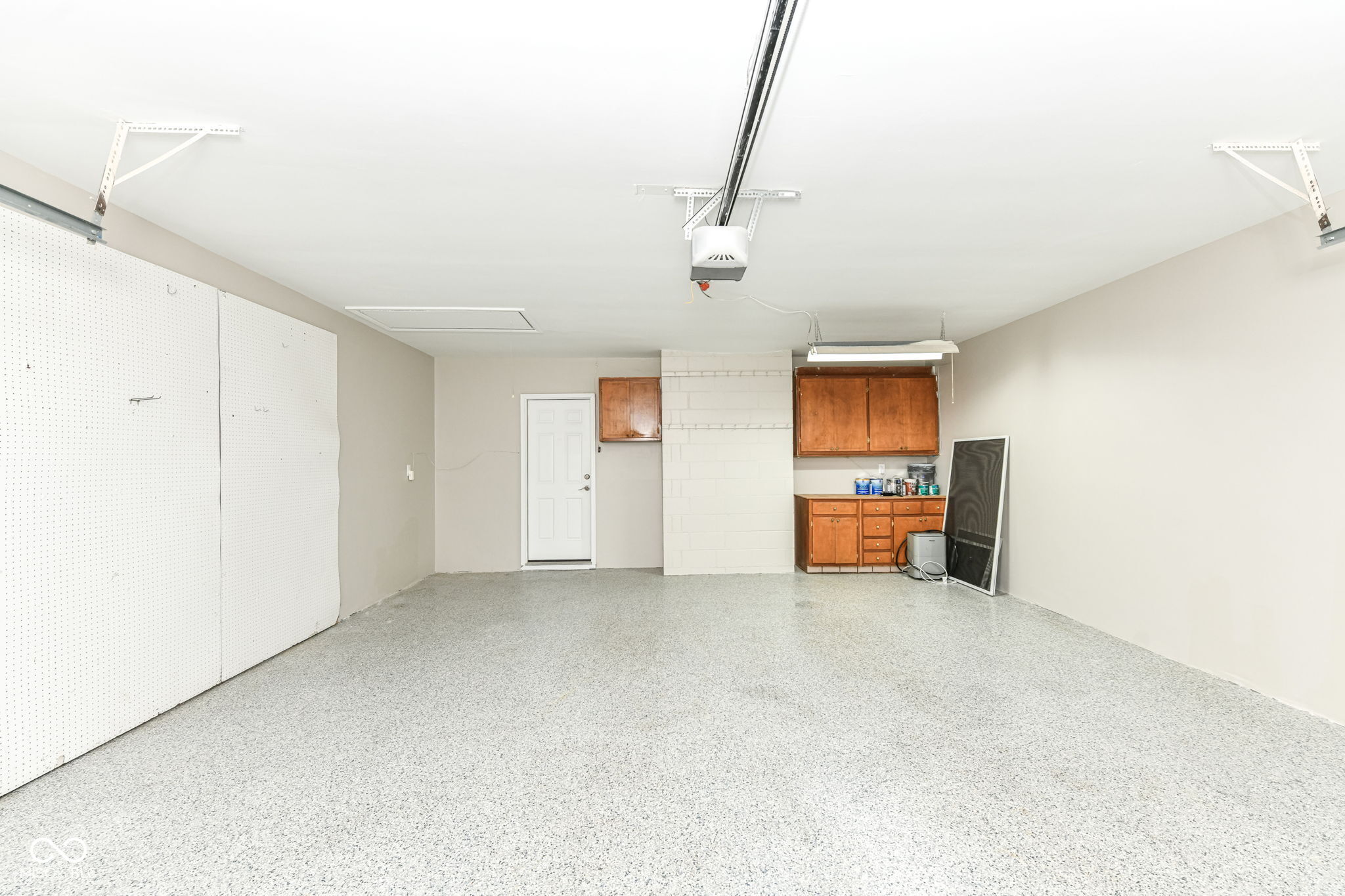 6441 Hythe Road Indianapolis, IN 46220 - Photo 33 of 41