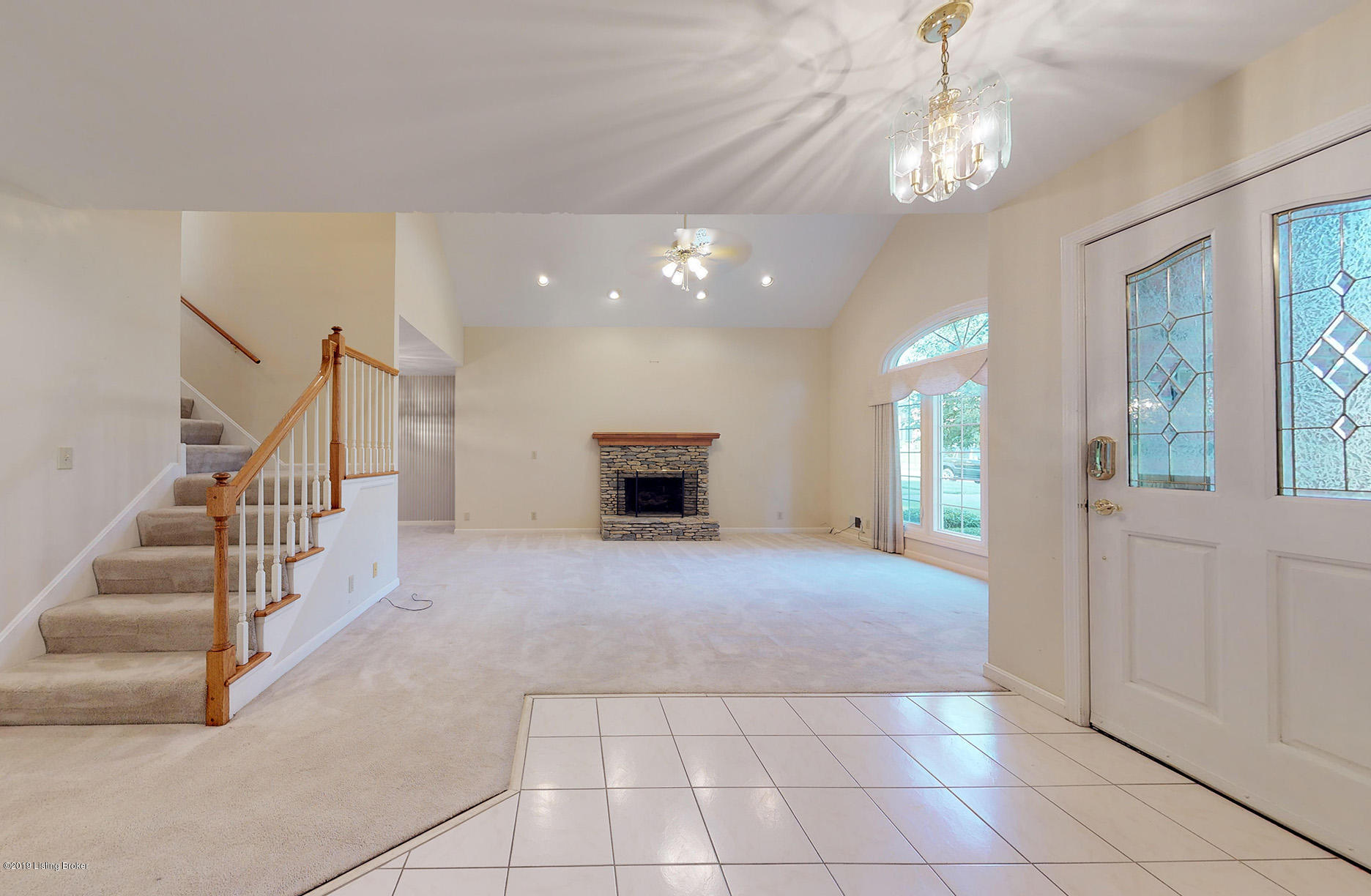 10410 Long Home Road Louisville, KY 40291 - Photo 9 of 51 Ceramic Tile Entry